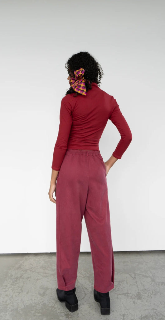 Rightful Owner Tucked Trouser (Merlot) - Victoire BoutiqueRightful OwnerPants Ottawa Boutique Shopping Clothing