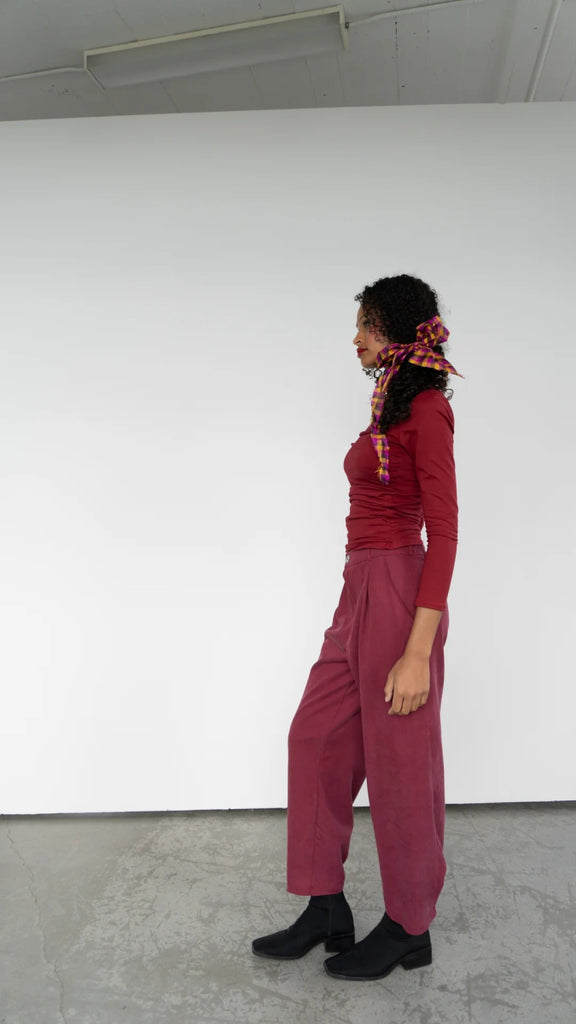 Rightful Owner Tucked Trouser (Merlot) - Victoire BoutiqueRightful OwnerPants Ottawa Boutique Shopping Clothing