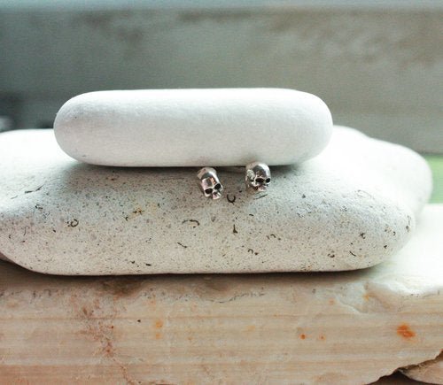 Rowe Mini Skull Studs (Silver) - Victoire BoutiqueRoweEarrings Ottawa Boutique Shopping Clothing