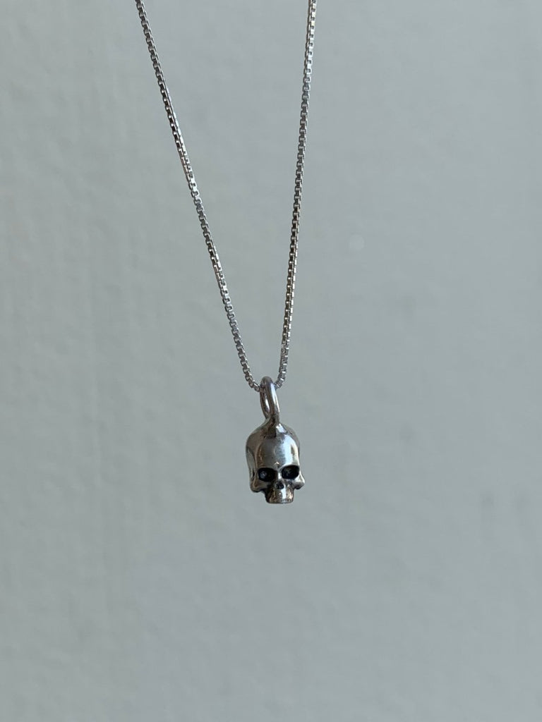 Rowe Skull Charm Necklace (Silver) - Victoire BoutiqueRoweNecklace Ottawa Boutique Shopping Clothing