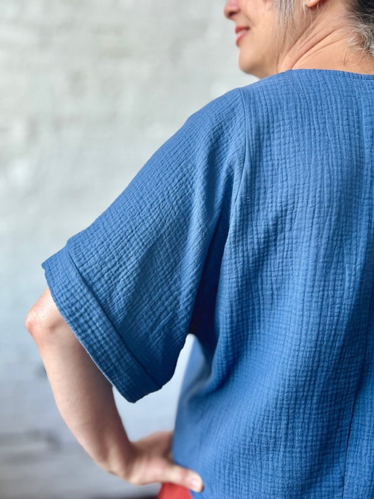 Smoking Lily Fjord Tee (Lagoon) - Victoire BoutiqueSmoking LilyShirts & Tops Ottawa Boutique Shopping Clothing