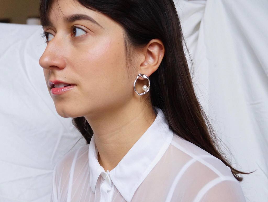 Sunday Feel Daughter Earrings (Silver) - Victoire BoutiqueSunday FeelEarrings Ottawa Boutique Shopping Clothing