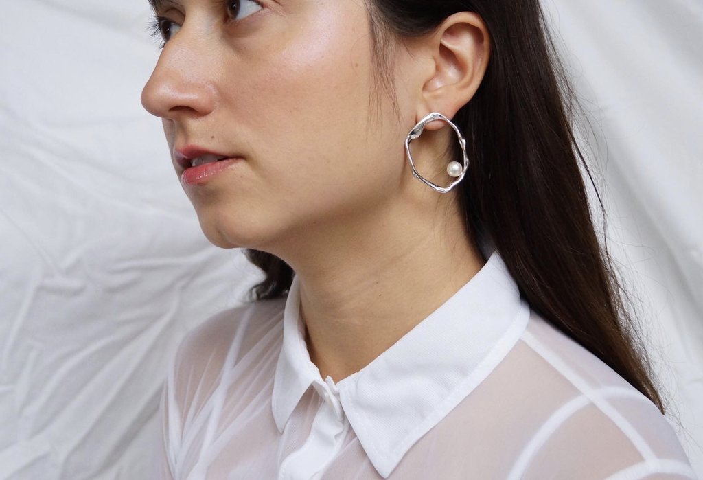 Sunday Feel Mother Earrings (Silver) - Victoire BoutiqueSunday FeelEarrings Ottawa Boutique Shopping Clothing