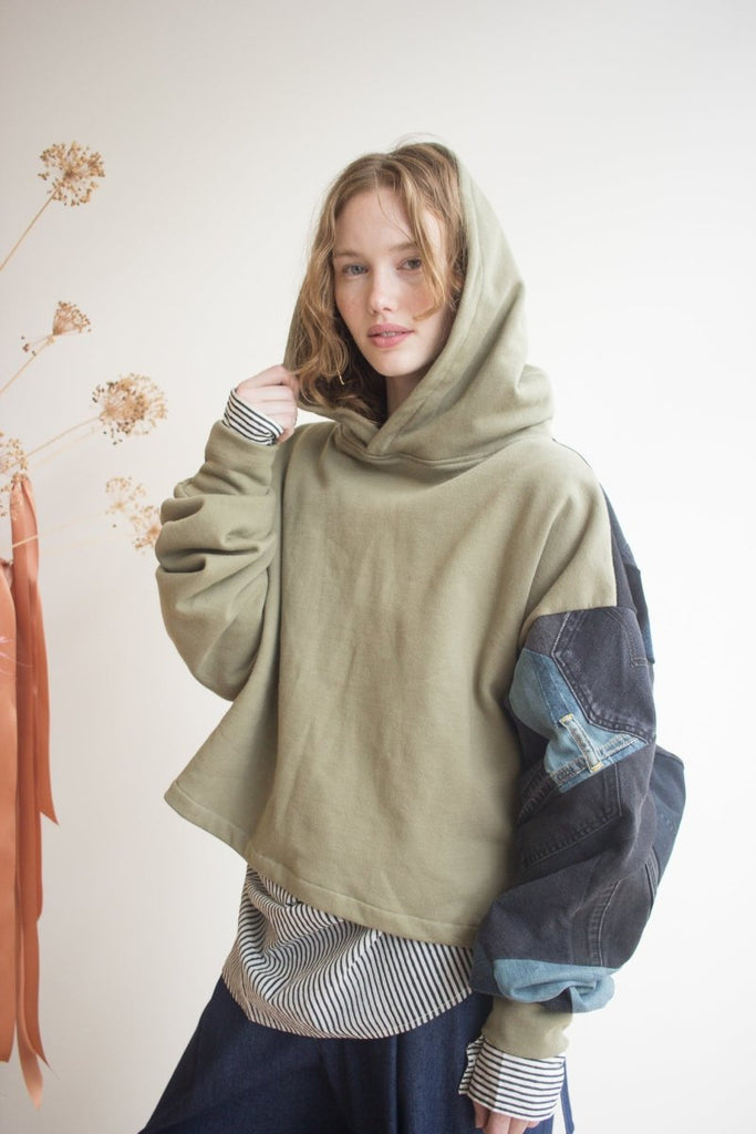 Uni Design Go - To Cropped Hoodie - Victoire BoutiqueUni DesignTops Ottawa Boutique Shopping Clothing