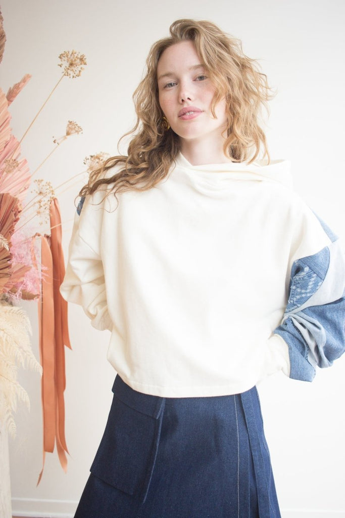 Uni Design Go - To Cropped Hoodie - Victoire BoutiqueUni DesignTops Ottawa Boutique Shopping Clothing