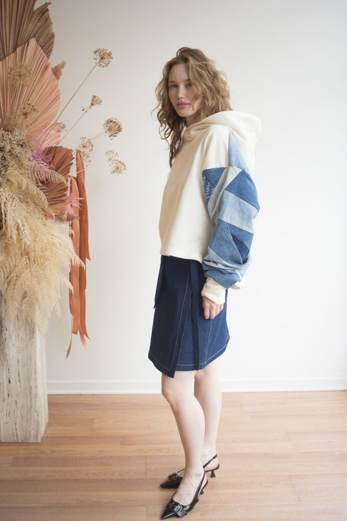 Uni Design Go - To Cropped Hoodie - Victoire BoutiqueUni DesignTops Ottawa Boutique Shopping Clothing