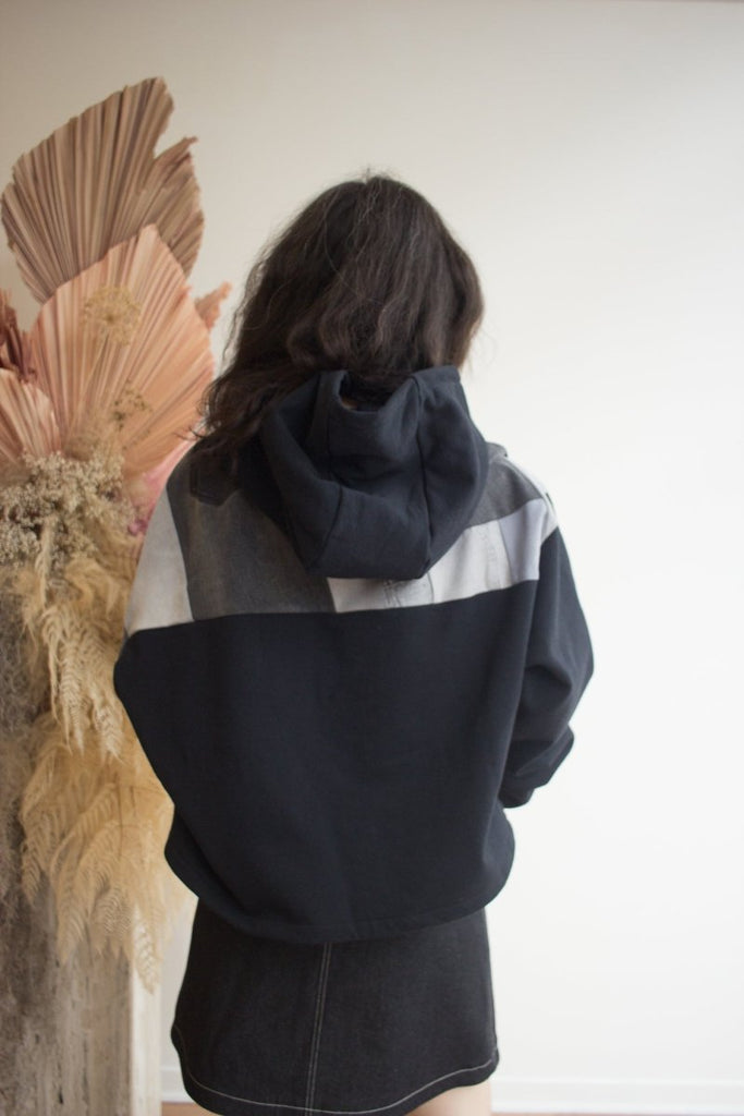 Uni Design Go - To Cropped Hoodie - Victoire BoutiqueUni DesignTops Ottawa Boutique Shopping Clothing