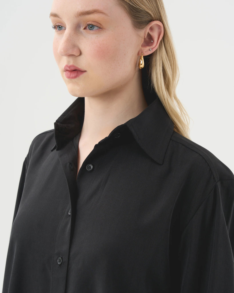Valerie C. Oversized Shirt (Black) - Victoire BoutiqueValerie CTops Ottawa Boutique Shopping Clothing
