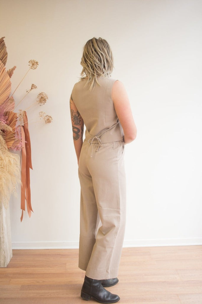 Valerie C. Sleeveless Jacket (Beige) - Victoire BoutiqueValerie CShirts & Tops Ottawa Boutique Shopping Clothing