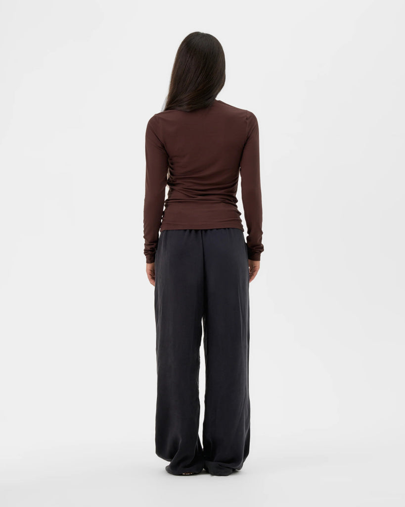 Valerie C. Turtleneck (Espresso) - Victoire BoutiqueValerie CTops Ottawa Boutique Shopping Clothing