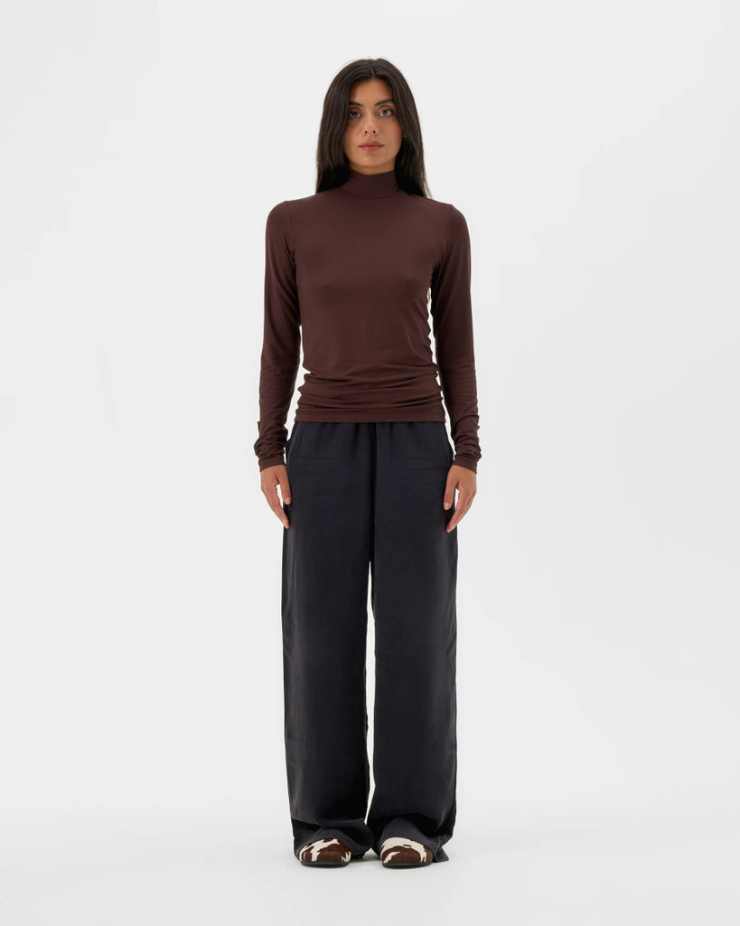 Valerie C. Turtleneck (Espresso) - Victoire BoutiqueValerie CTops Ottawa Boutique Shopping Clothing