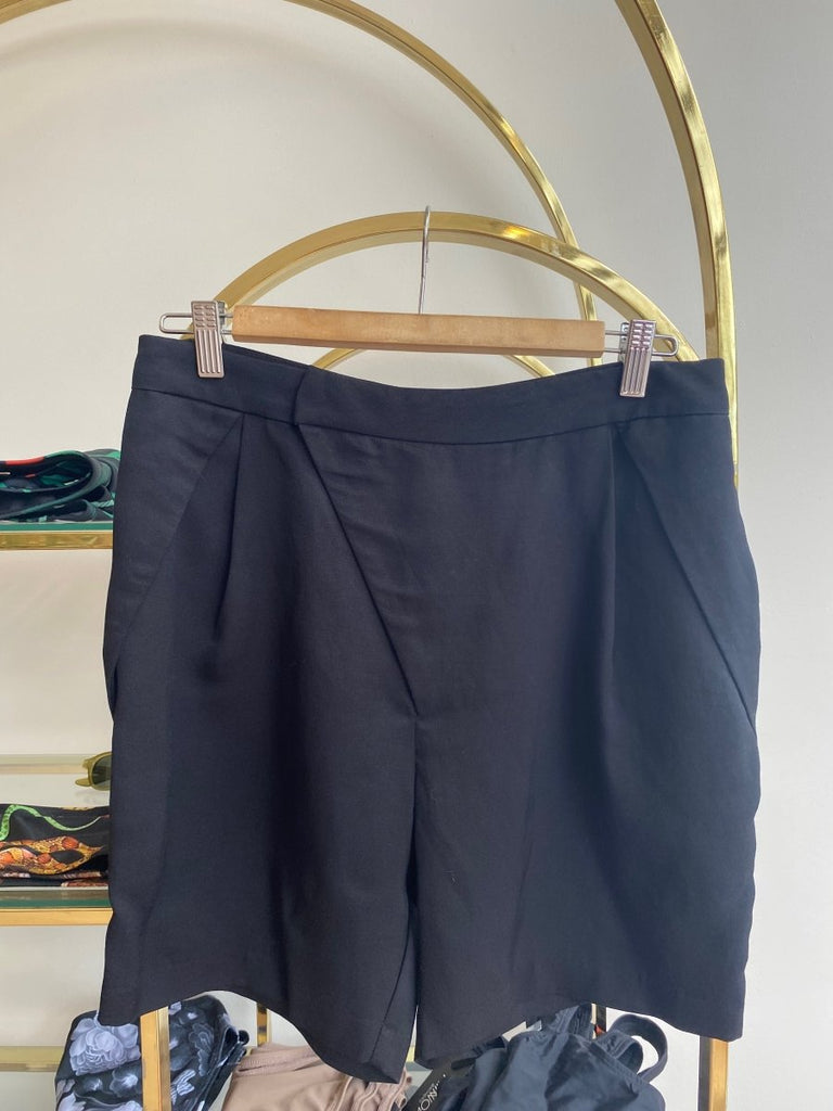 Valerie Dumaine Archive - Shorts - Victoire BoutiqueValerie DumaineSkirts Ottawa Boutique Shopping Clothing