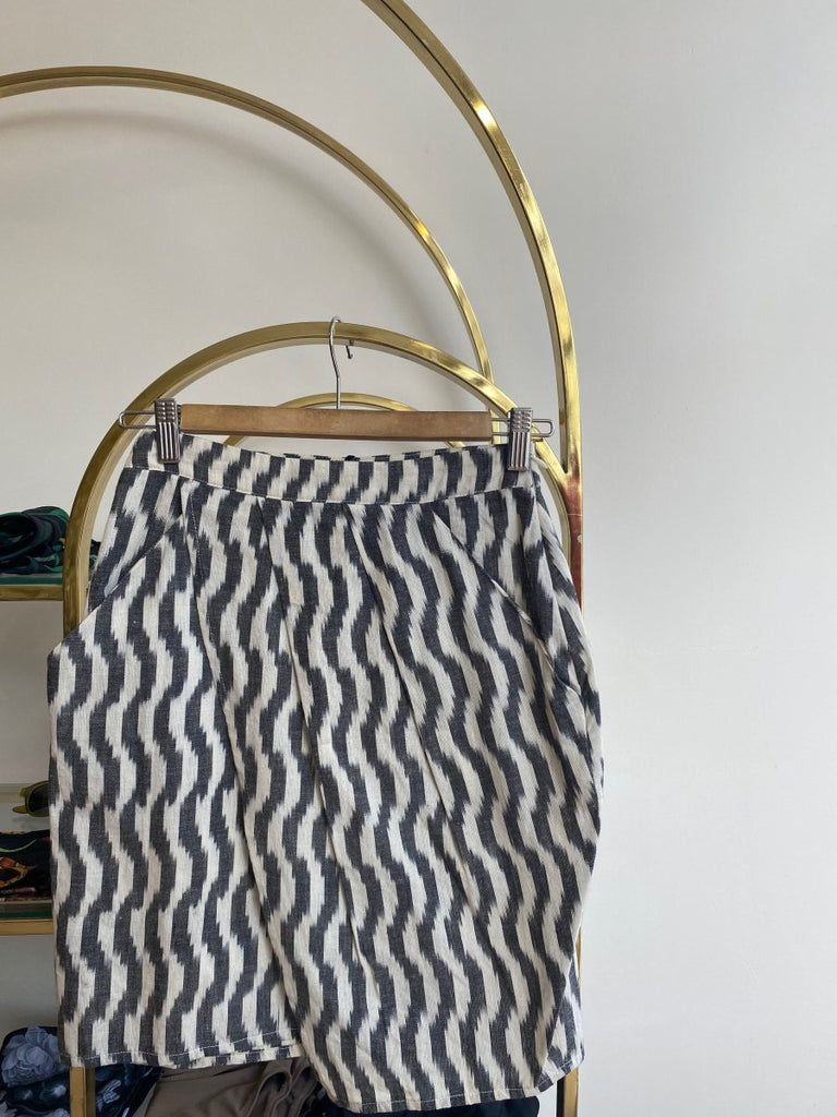 Valerie Dumaine Archive - Skirt - Victoire BoutiqueValerie DumaineSkirts Ottawa Boutique Shopping Clothing