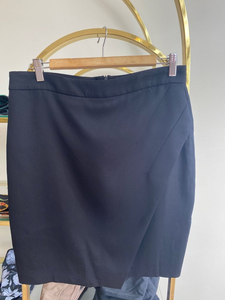 Valerie Dumaine Archive - Skirt - Victoire BoutiqueValerie DumaineSkirts Ottawa Boutique Shopping Clothing