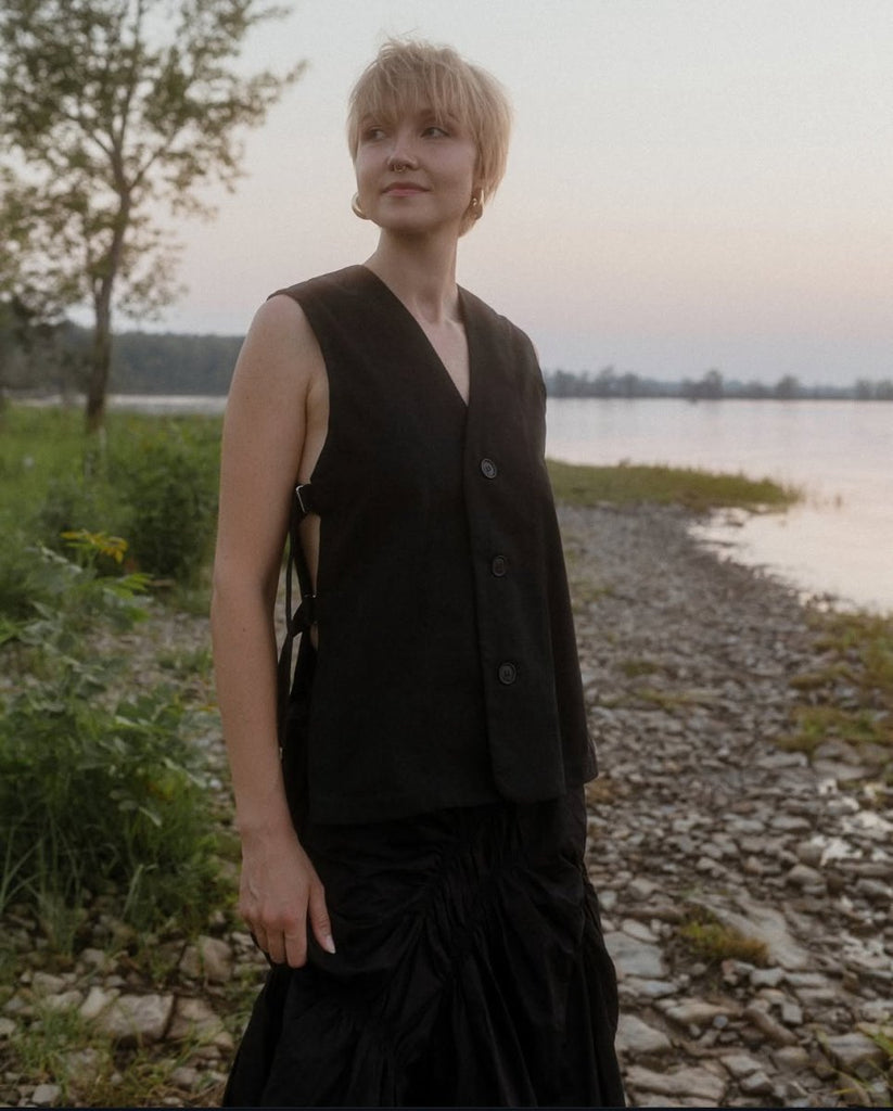 Veri Sabato Vest (Black) - Victoire BoutiqueVeriOuterwear Ottawa Boutique Shopping Clothing