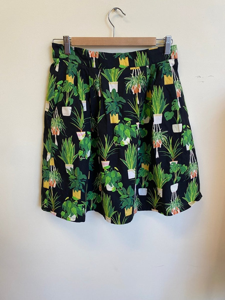 Vintage Victoire Birds of North America Akialoa Skirt (House Plant) - 10 - Victoire BoutiqueBirds of North AmericaBottoms Ottawa Boutique Shopping Clothing