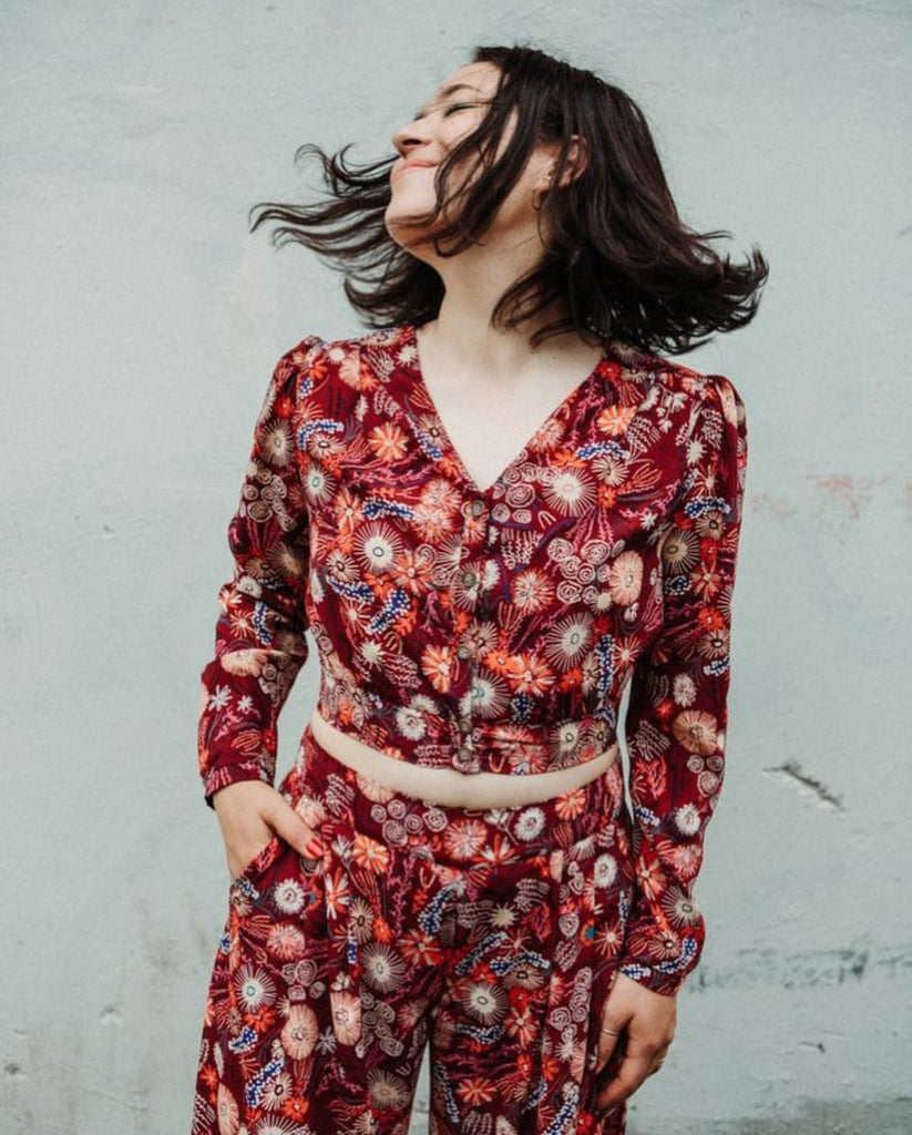 Vintage Victoire Birds of North America Rayadito Top (Burgundy Flower Burst) - 6 - Victoire BoutiqueBirds of North AmericaTops Ottawa Boutique Shopping Clothing