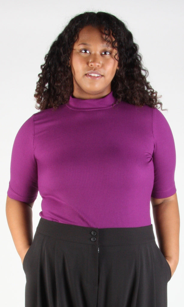 Birds Of North America Cutwater Top (Plum) - Victoire BoutiqueBirds of North AmericaTops Ottawa Boutique Shopping Clothing