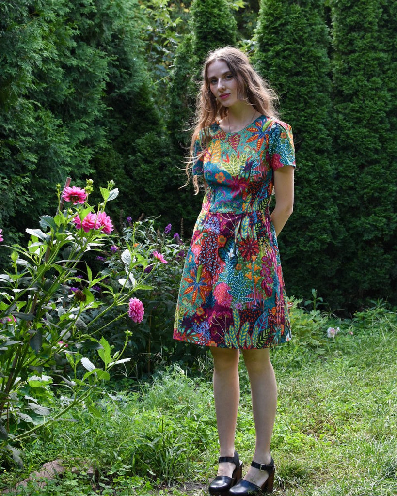 Birds of North America Engoulevent Dress (Shy Menagerie) - Victoire BoutiqueBirds of North AmericaDresses Ottawa Boutique Shopping Clothing
