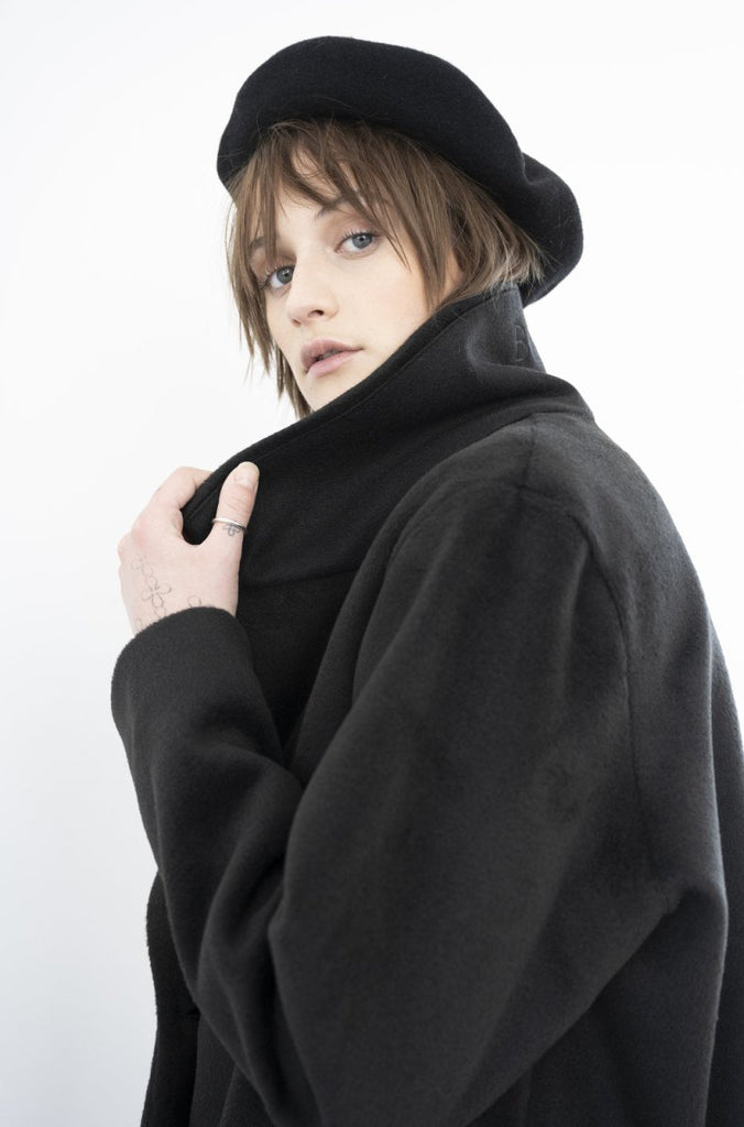 Bodybag Albert Coat (Black) - Victoire BoutiqueBodybagTops Ottawa Boutique Shopping Clothing