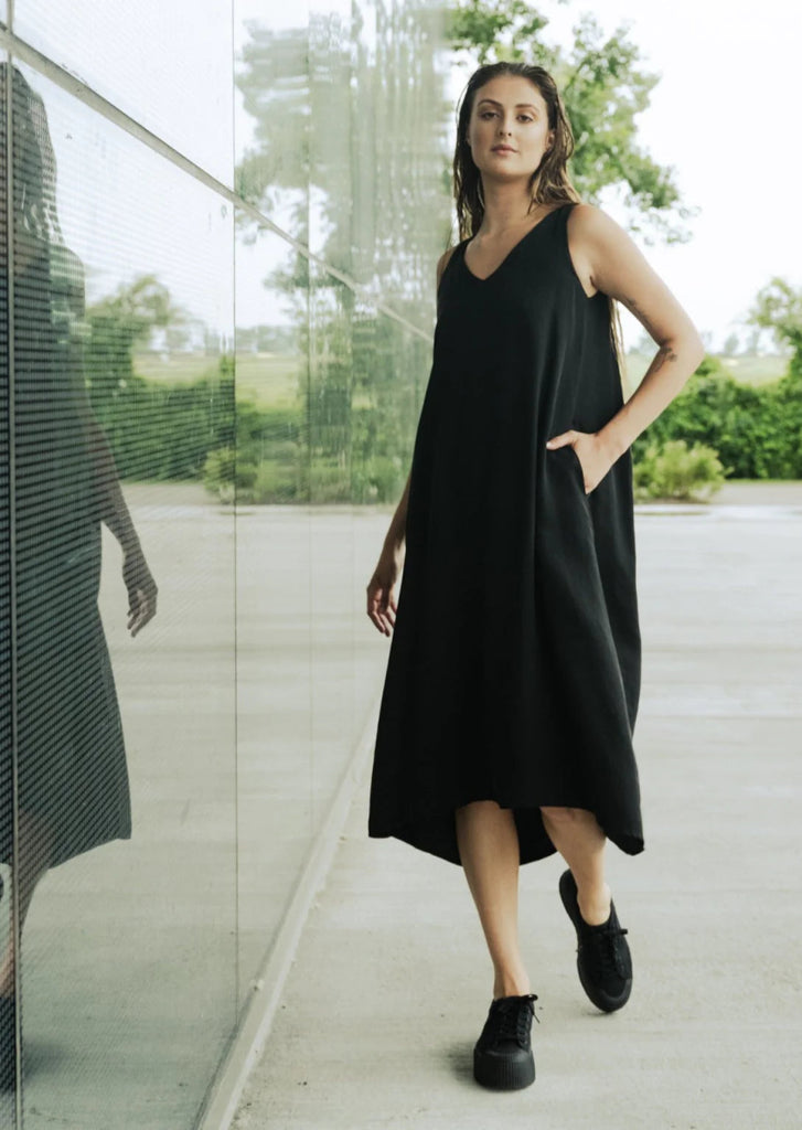 Bodybag Cassis Dress (Black Tencel) - Victoire BoutiqueBodybagDresses Ottawa Boutique Shopping Clothing