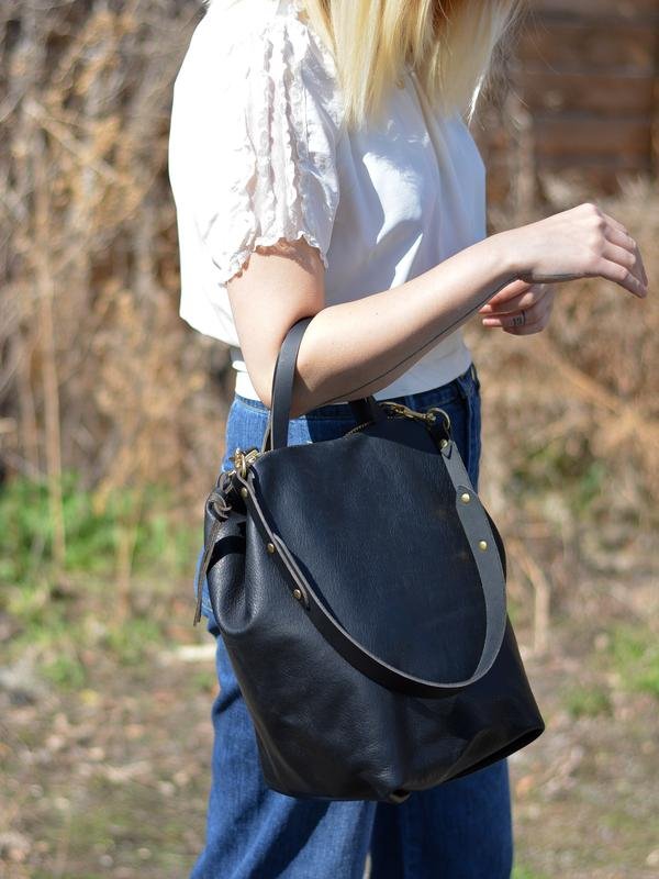 Eleven Thirty Alice Large Bag (Black) - Victoire BoutiqueEleven ThirtyBags Ottawa Boutique Shopping Clothing