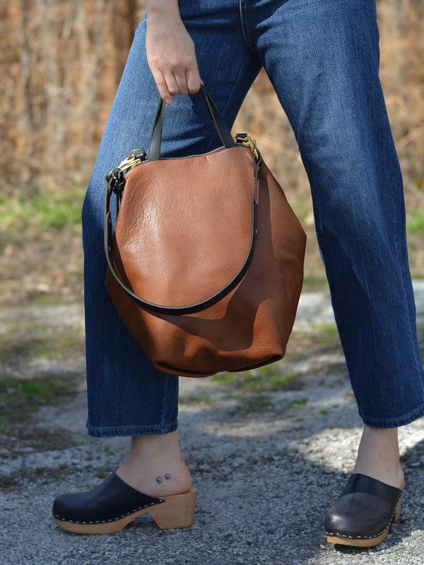 Eleven Thirty Alice Large Bag (Bronze) - Victoire BoutiqueEleven ThirtyBags Ottawa Boutique Shopping Clothing