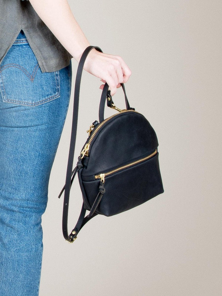 Eleven Thirty Anni Mini With Front Zip (Black) - Victoire BoutiqueEleven ThirtyBags Ottawa Boutique Shopping Clothing