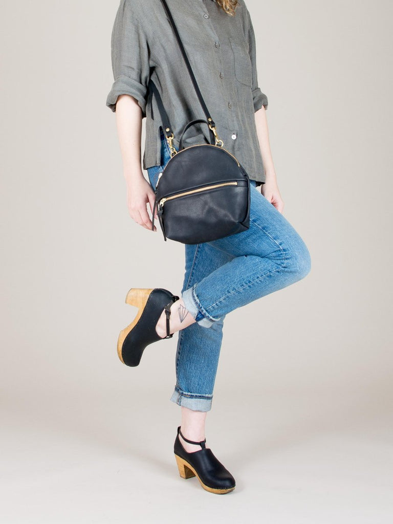 Eleven Thirty Anni Mini With Front Zip (Black) - Victoire BoutiqueEleven ThirtyBags Ottawa Boutique Shopping Clothing
