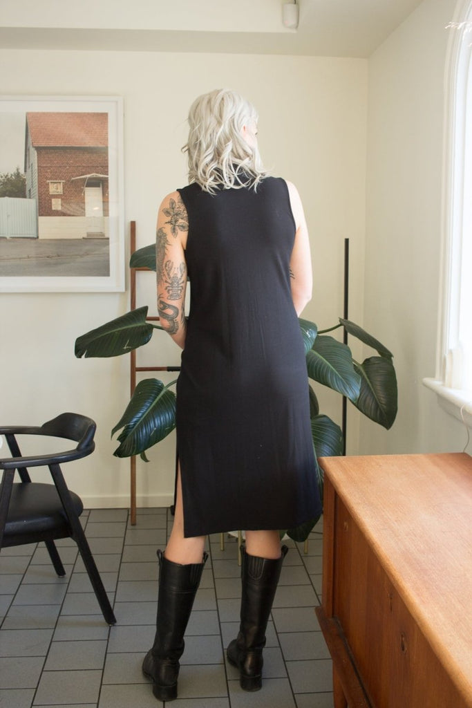 Eve Gravel Sola Dress - Black (In Store) - Victoire BoutiqueEve GravelDresses Ottawa Boutique Shopping Clothing