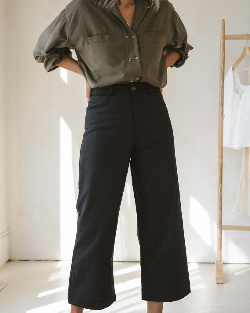 Harly Jae Pierrot Pants (Black) - Victoire BoutiqueHarly JaeBottoms Ottawa Boutique Shopping Clothing