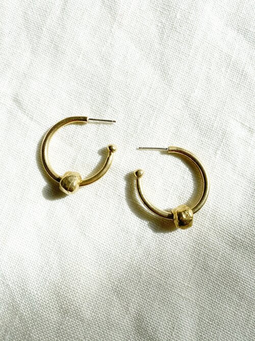 Hawkly Pebble Hoops (Bronze or Silver) - Victoire BoutiqueHawklyEarrings Ottawa Boutique Shopping Clothing