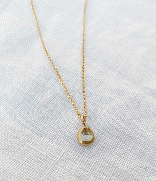 Hawkly Pebble Necklace (Bronze or Silver) - Victoire BoutiqueHawklyNecklaces Ottawa Boutique Shopping Clothing