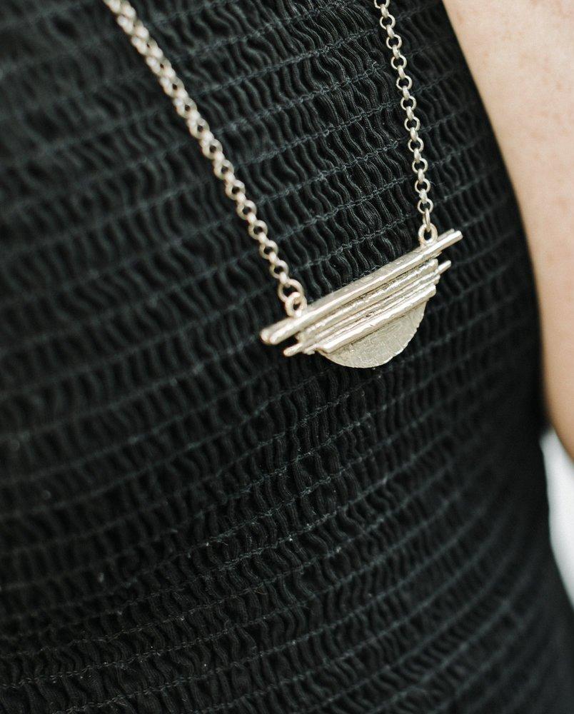 Hawkly Stellar Necklace (Bronze or Silver) - Victoire BoutiqueHawklyNecklaces Ottawa Boutique Shopping Clothing