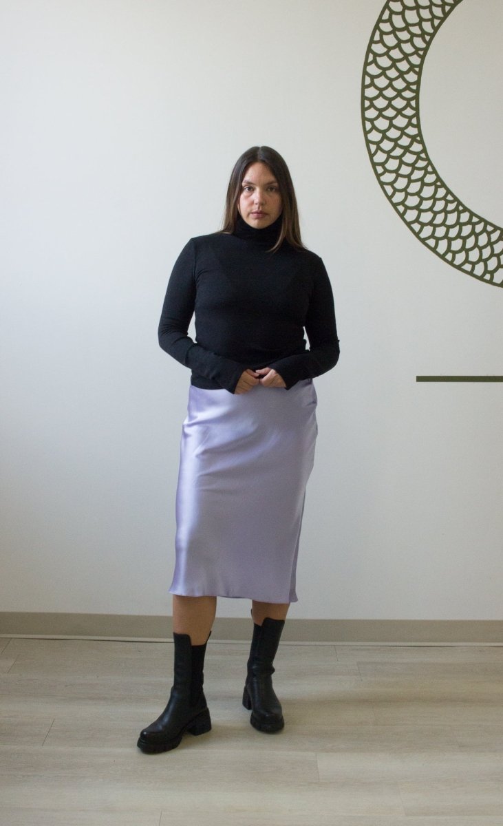 Jacoba Jane Classic Silk Satin Midi Skirt (Lavender) - Victoire