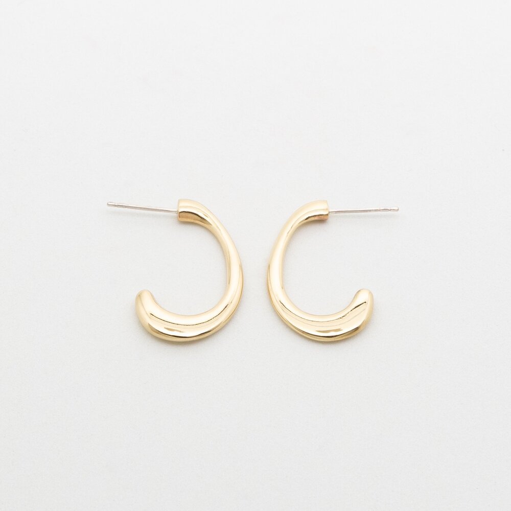 L'Aune Esquive Hoops (Brass) - Victoire BoutiqueL'AuneEarrings Ottawa Boutique Shopping Clothing