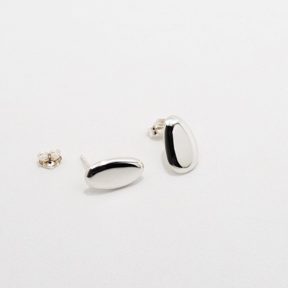 L'Aune Esquive Small Earrings (Sterling Silver) - Victoire BoutiqueL'AuneEarrings Ottawa Boutique Shopping Clothing