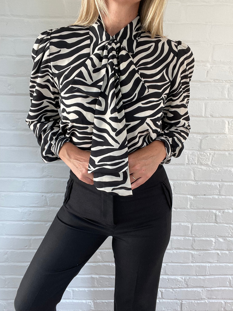Lele de Baltzac Zoe Top (Black and White Zebra) - Victoire BoutiqueLele de BaltzacTops Ottawa Boutique Shopping Clothing
