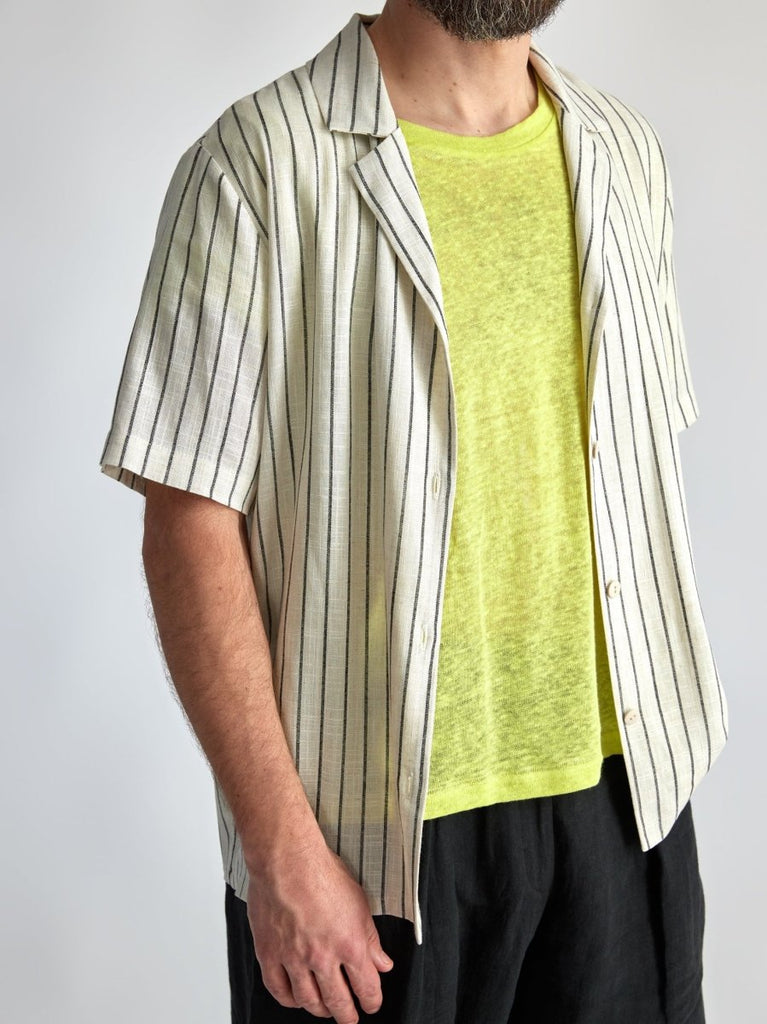 Lepidoptere Agathe Linen T-Shirt (Lemon) - Victoire BoutiqueLepidoptereTops Ottawa Boutique Shopping Clothing
