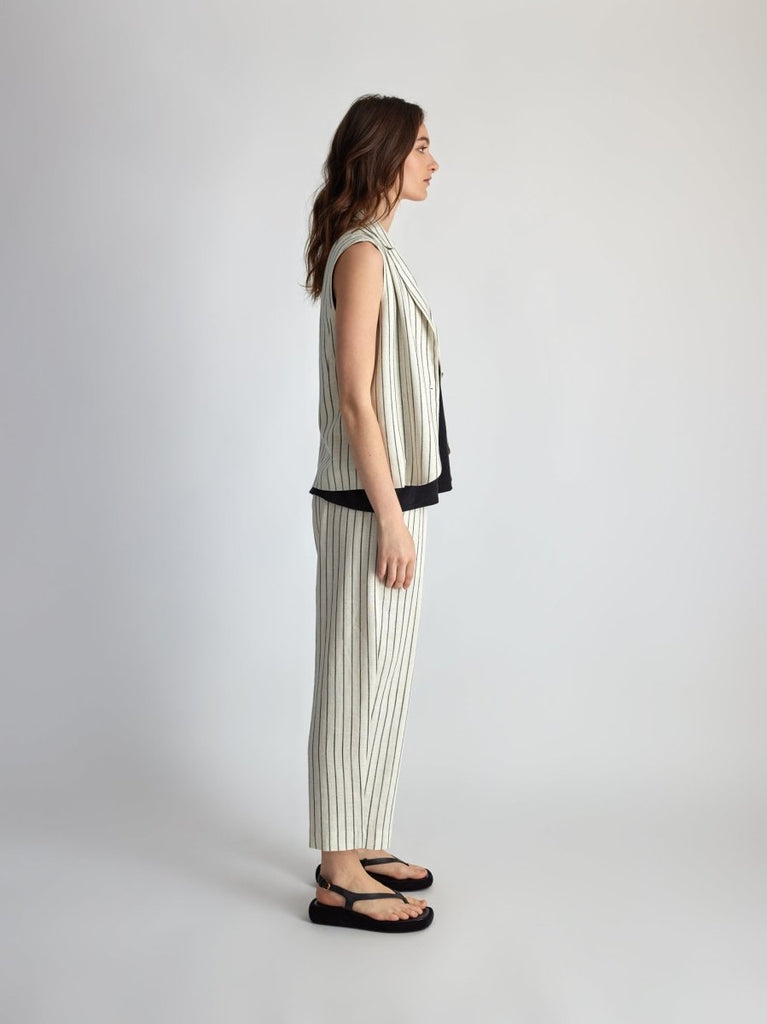 Lepidoptere Elise Vest (Stripes) - Victoire BoutiqueLepidoptereTops Ottawa Boutique Shopping Clothing