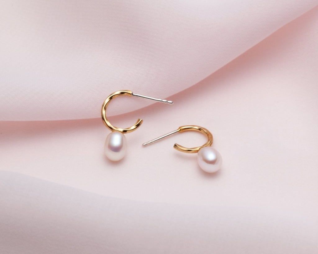 Lidia Jewelry Handmade Hoops (Pearl) - Victoire BoutiqueLidia JewelryEarrings Ottawa Boutique Shopping Clothing