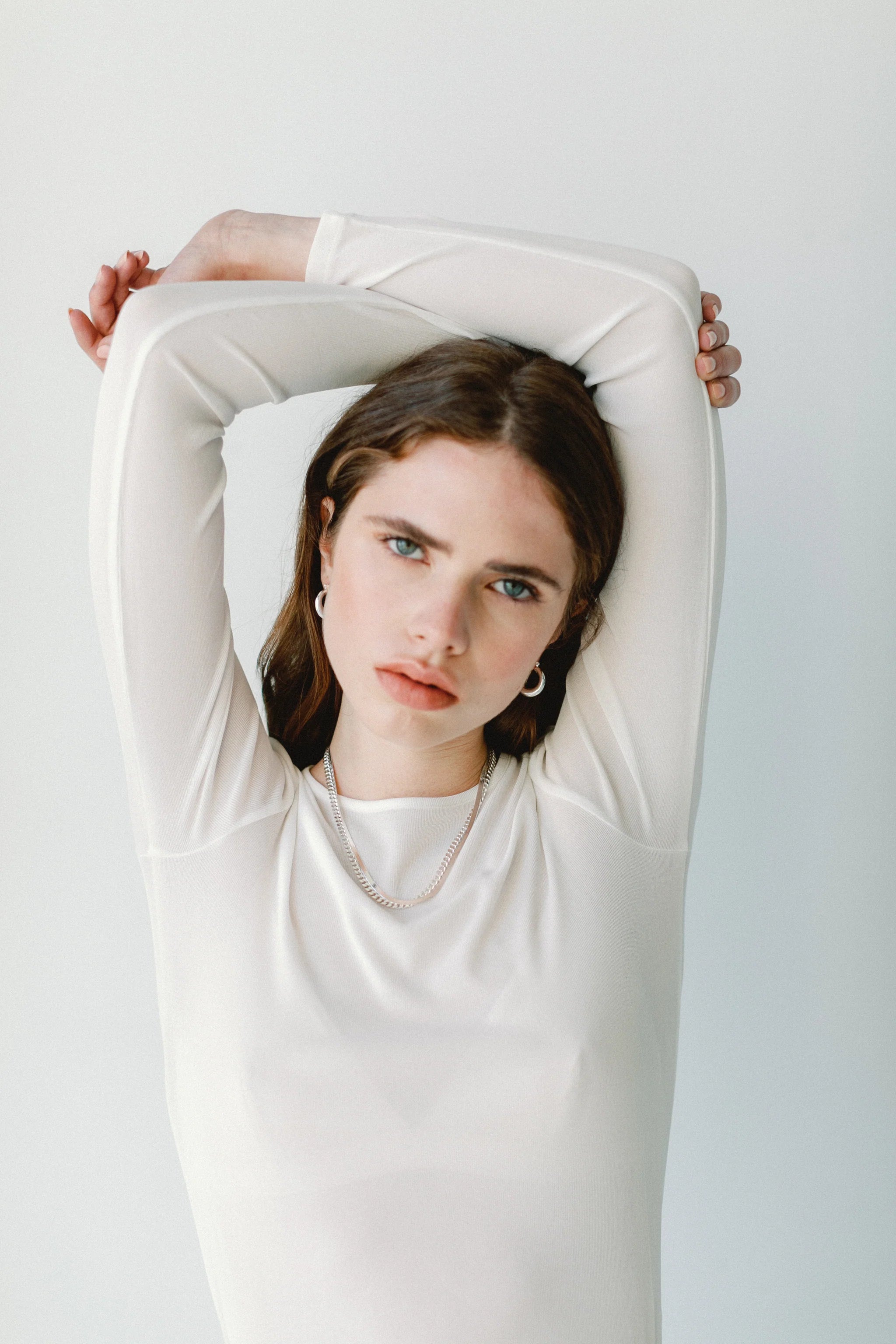 Lisbeth Hailey Hoops - Victoire BoutiqueLisbeth JewelryEarrings Ottawa Boutique Shopping Clothing