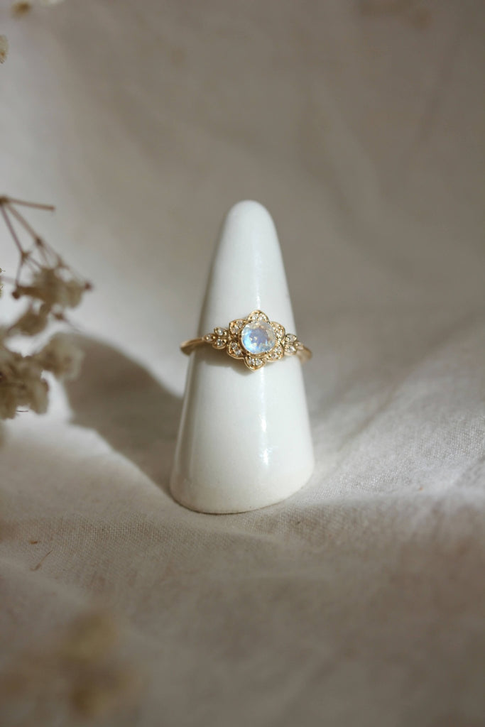 Little Gold Moonflower Ring - Victoire BoutiqueLittle GoldRings Ottawa Boutique Shopping Clothing