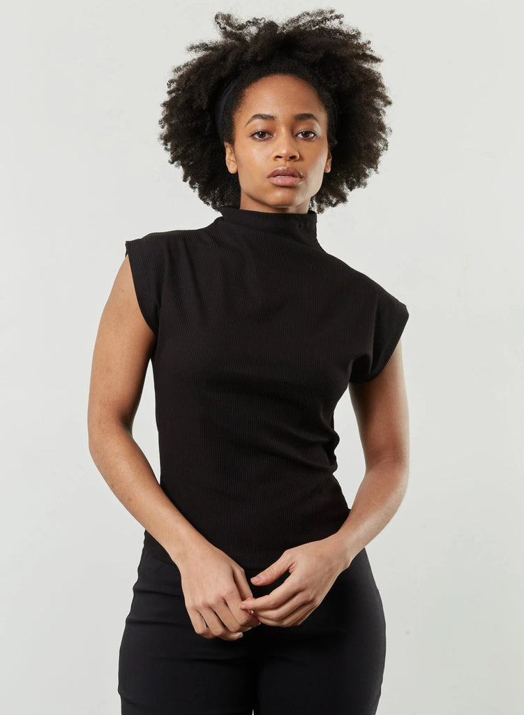 Meg Sleeveless Skinny Top (Black) - Victoire BoutiqueMeg by Megan KinneyShirts & Tops Ottawa Boutique Shopping Clothing