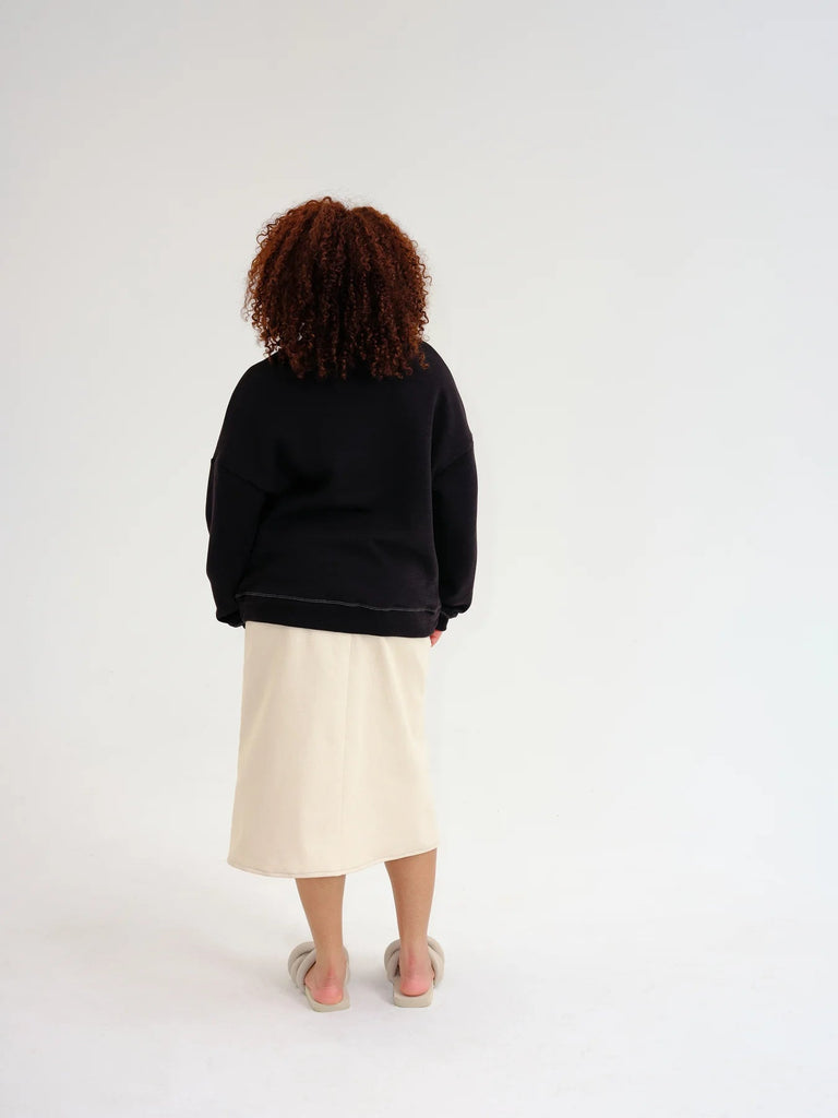 Odeyalo Anemone Crew Neck Sweater (Black) - Victoire BoutiqueOdeyaloTops Ottawa Boutique Shopping Clothing