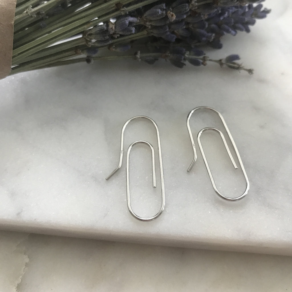 Second Aura Simplicity In The Paperclip Earrings (Silver or Gold) - Victoire BoutiqueSecond AuraEarrings Ottawa Boutique Shopping Clothing