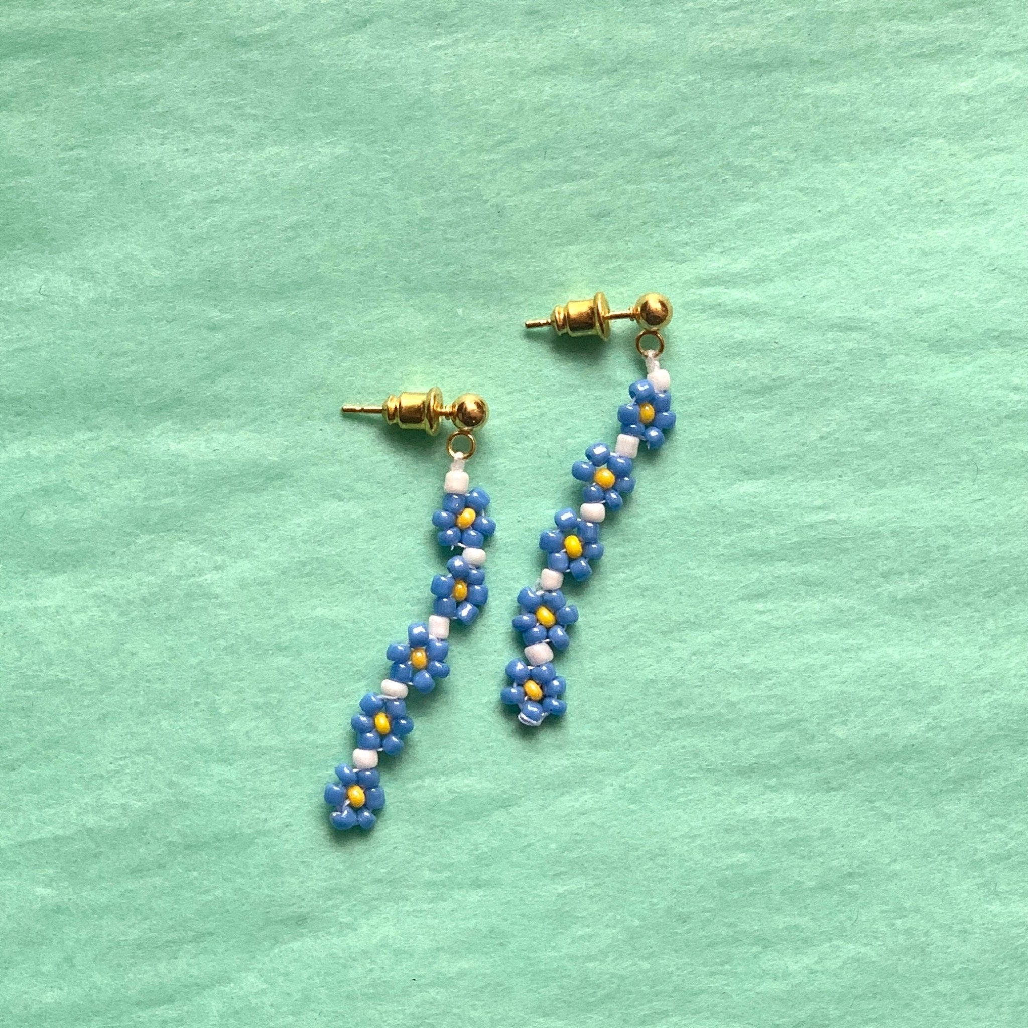 Seed Bead Daisy Earrings Beaded Daisy Earrings Daisy Flower